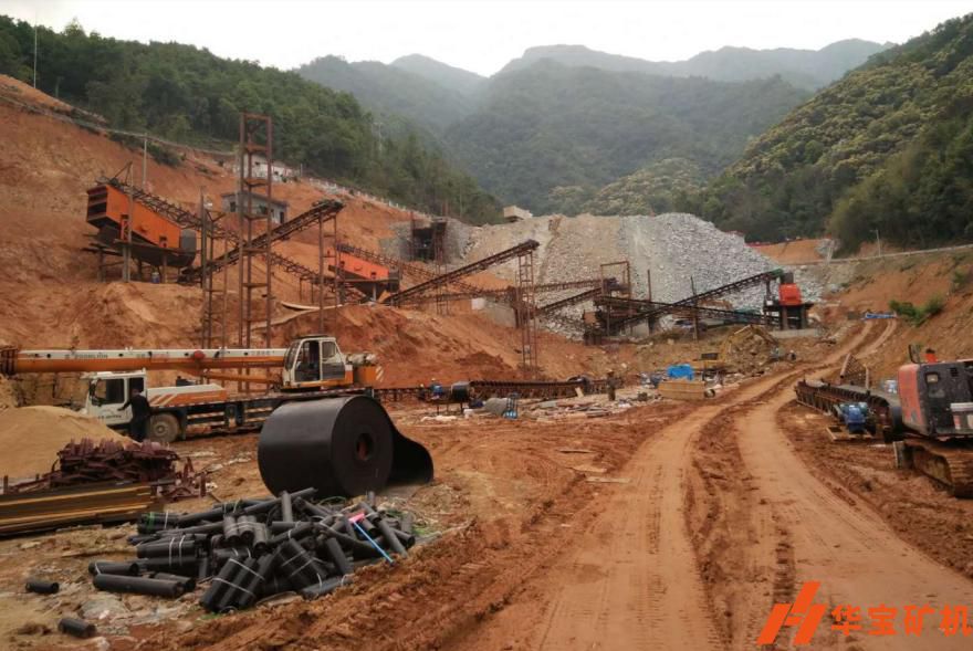 廣東梅州豐順縣揭?guī)X石場(chǎng)時(shí)產(chǎn)300噸 廣東梅州豐順縣揭?guī)X石場(chǎng)時(shí)產(chǎn)300噸